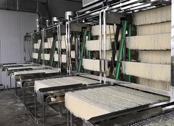 完美体育在线登录入口_完美(中国)制品管在机械构造中的应用——米粉挂晾机
